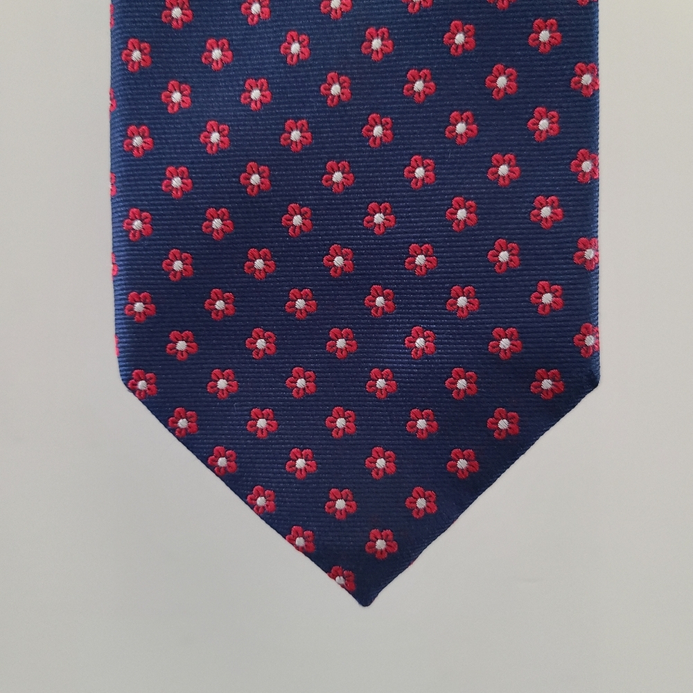 The Tie Bar Anemone 100% silk tie, blue and red